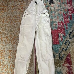 BDG Off white denim overalls XS/TP